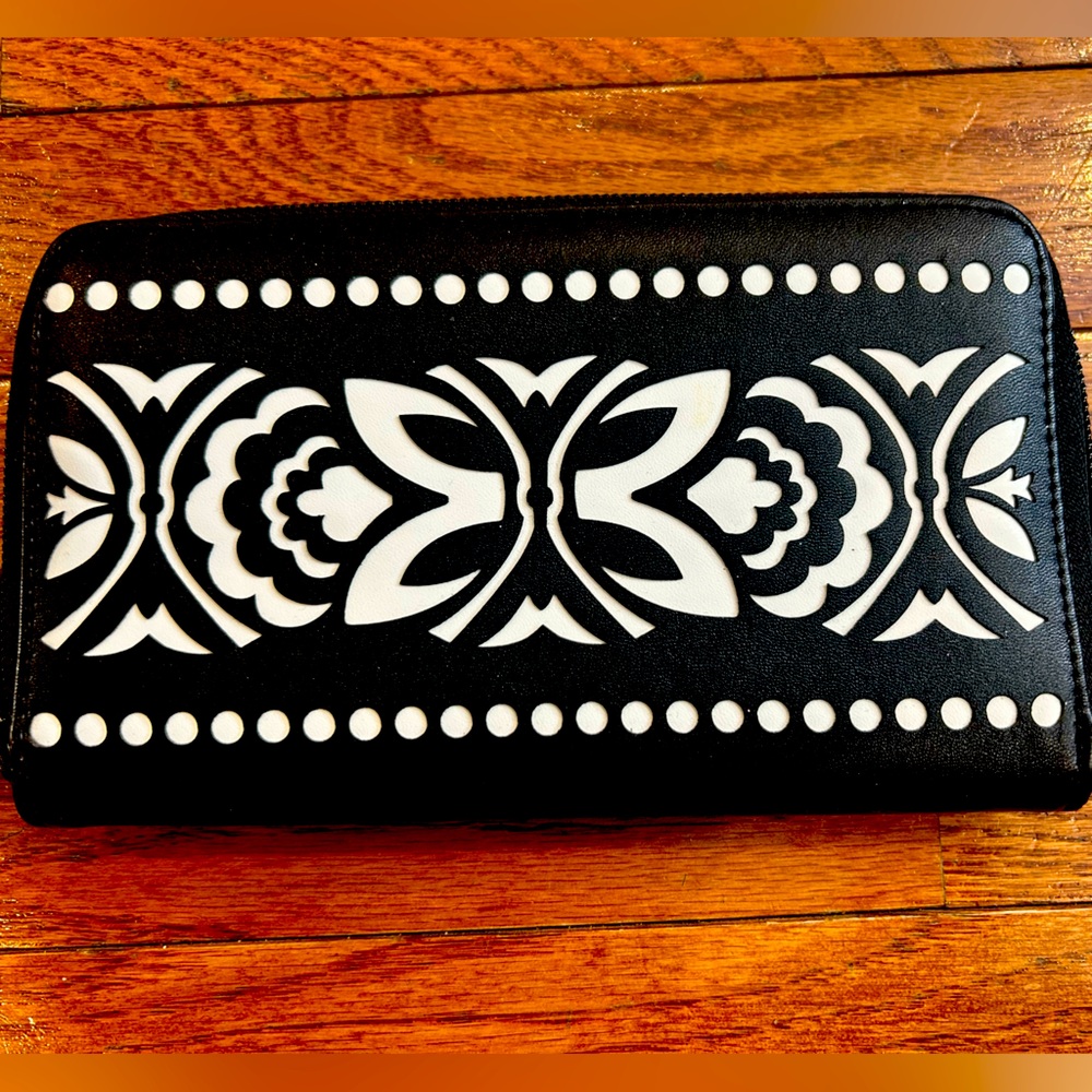 Vera Bradley Midnight Paisley Black and White Women's Wallet